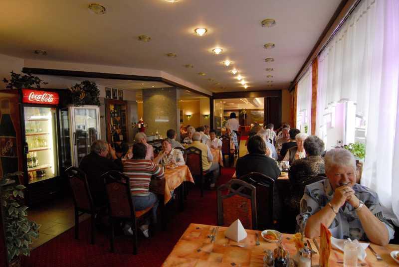 Hotel Prom Svoboda nad Úpou Exterior foto